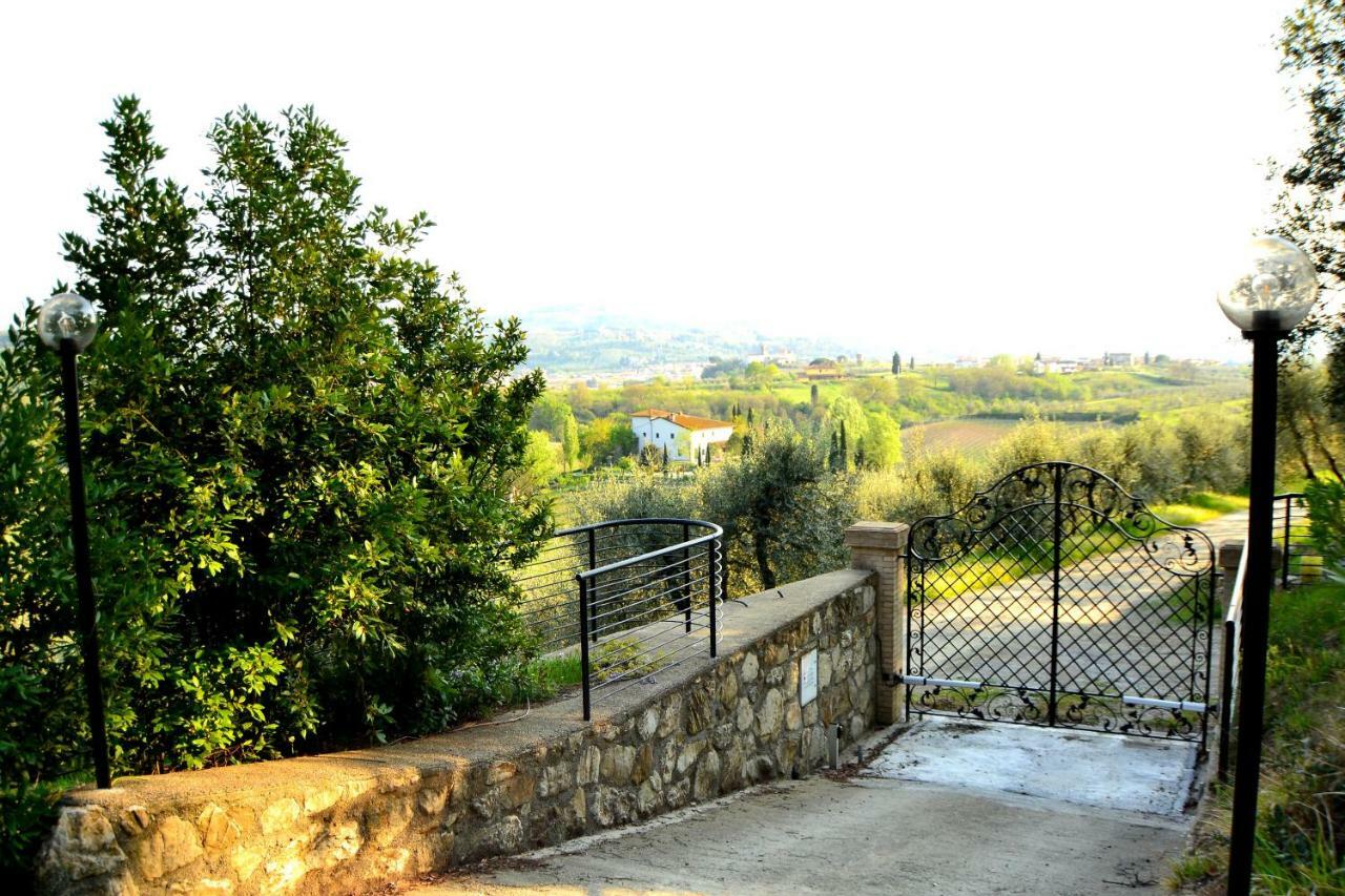Agriturismo Poggio Al Pino Montelupo Fiorentino Exterior photo